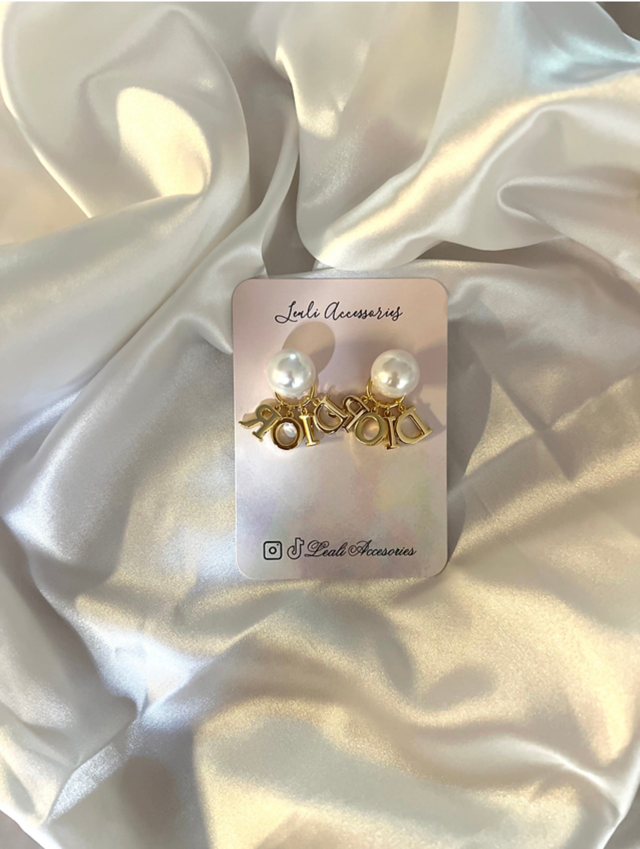 CD Gold Pearl Earrings